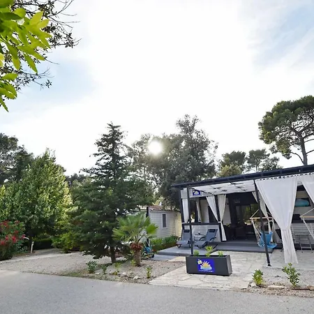 Mobile Meeli Biograd Na Moru