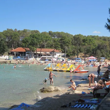 Üdülőpark Mobile Meeli Biograd na Moru