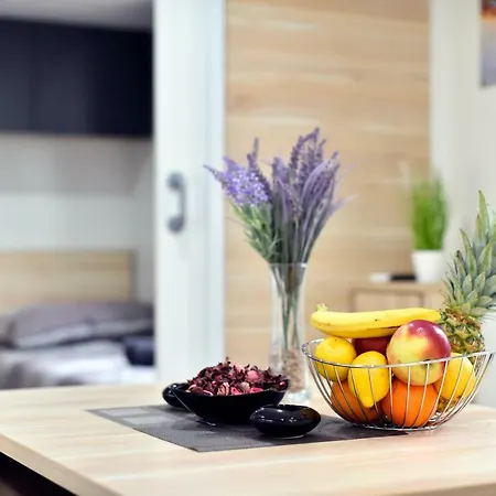 Mobile Meeli ビオグラード・ナ・モル