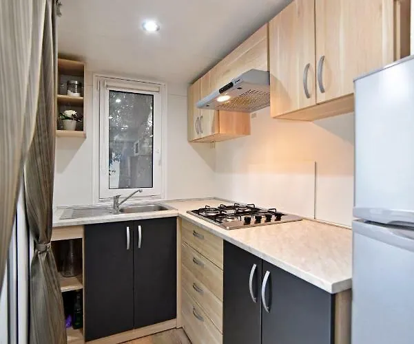 Mobile Meeli ビオグラード・ナ・モル