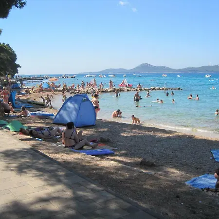 Mobile Meeli Prázdninový areál Biograd Na Moru