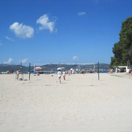 Mobile Meeli Holiday park 4*