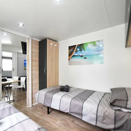 Holiday park Mobile Meeli 4*
