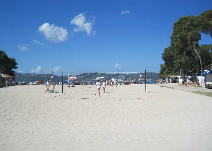 Mobile Meeli Holiday park 4*