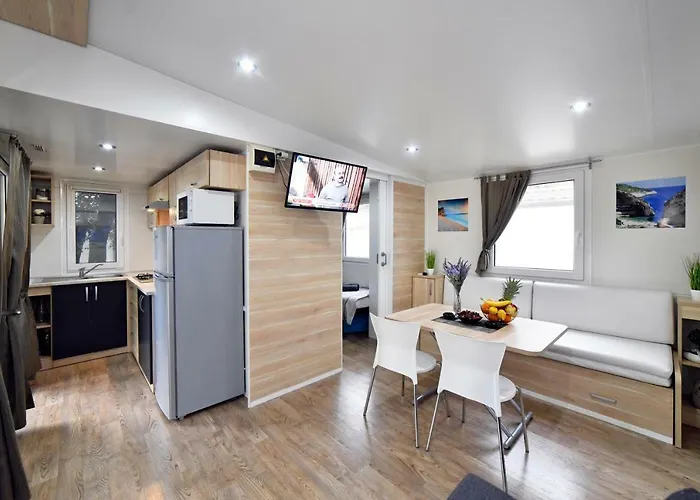 Mobile Meeli Holiday park Biograd Na Moru